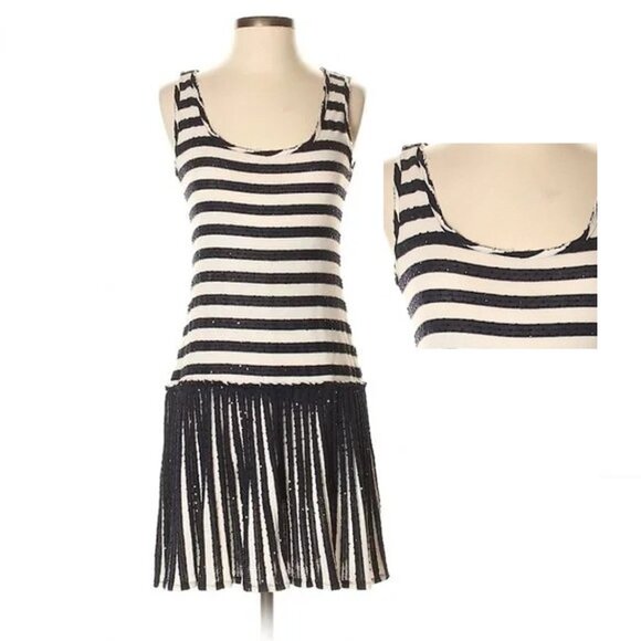 Striped mini drop waist pleated dress size 2 - Picture 1 of 8